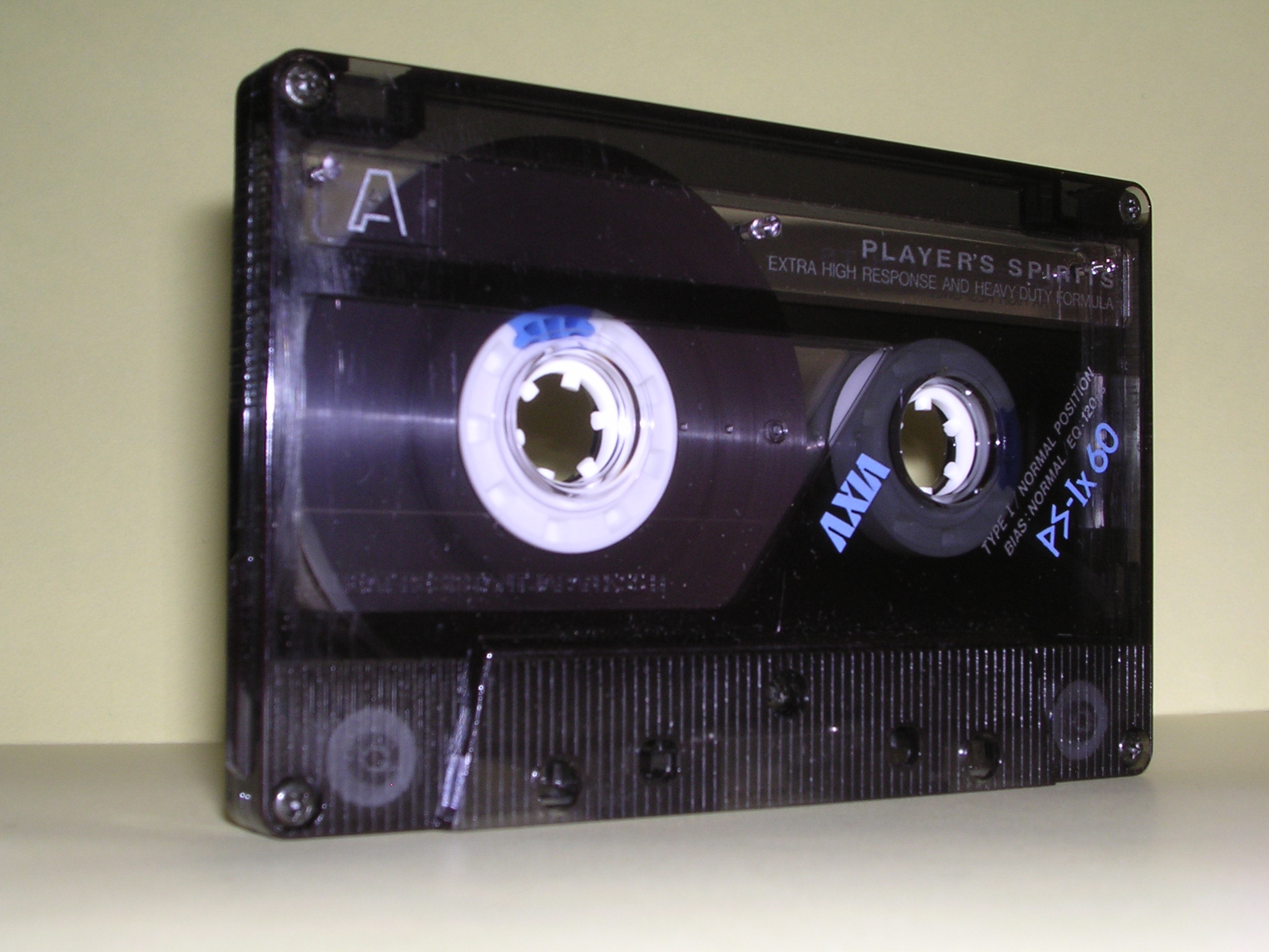 5) サトウさんちのカセットテープ