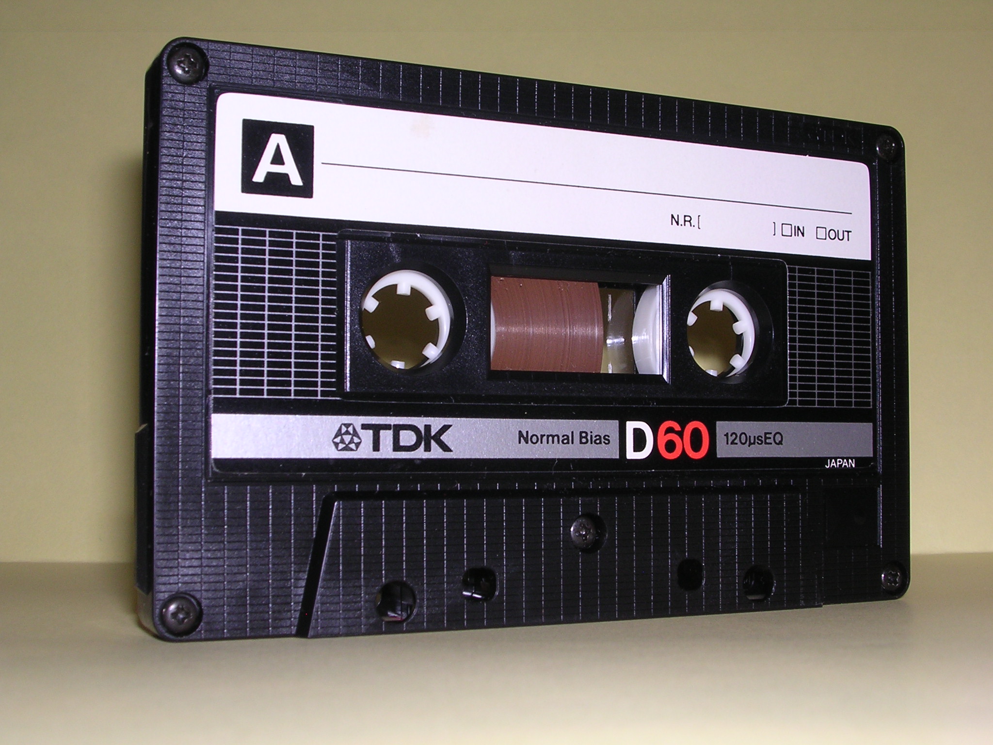 D / TDK: サトウさんちのカセットテープ D / TDK: サトウさんちのカセットテープ